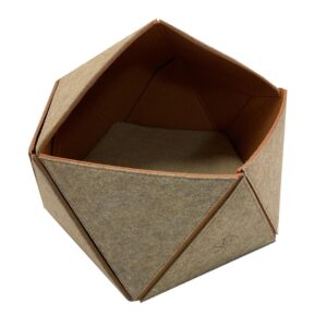 Ebi D&D Katzenhaus Logan, 51 x 41 cm, Braun